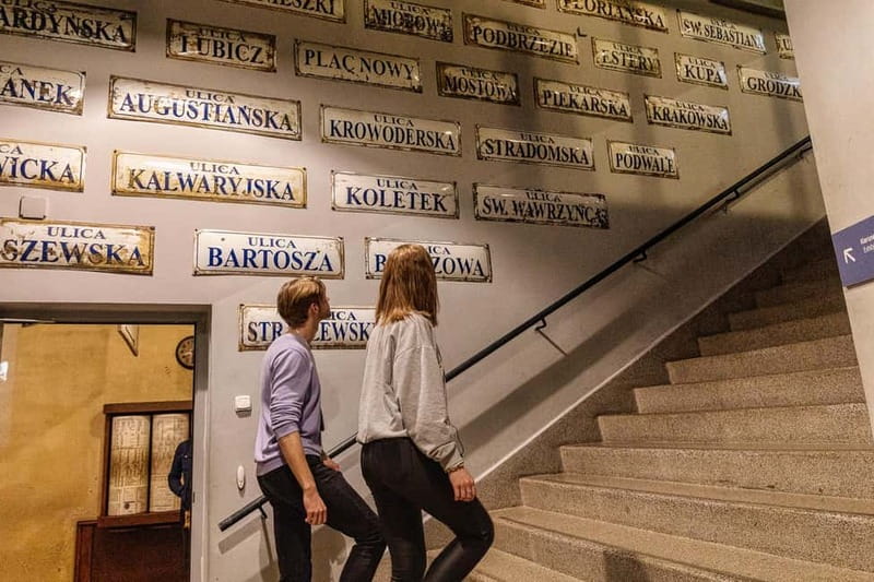 Krakow: Oskar Schindler's Factory Entry Ticket & Guided Tour - Should you book Schindler’s Factory with a guide?