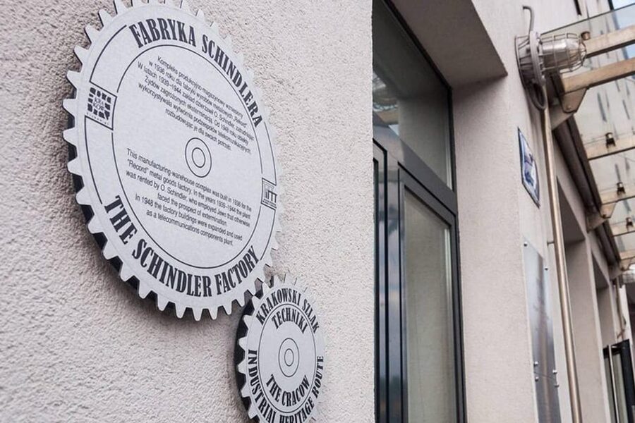 Krakow: Oskar Schindler's Factory Guided Tour&Pickup Options - Key points to know before you go