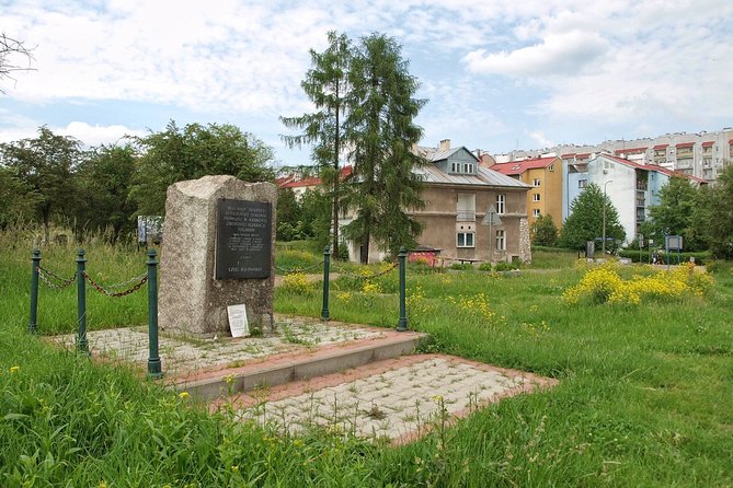 Krakow: Plaszow Concentration Camp Guided Walking Tour - From the ghetto to Plaszow