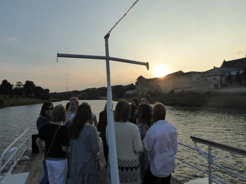Krakow: Private Evening Boat Tour - Who will enjoy this Krakow cruise most?