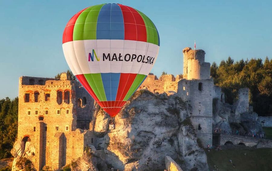 Kraków: Private Hot Air Balloon Flight with Champagne - Weather can change the plan