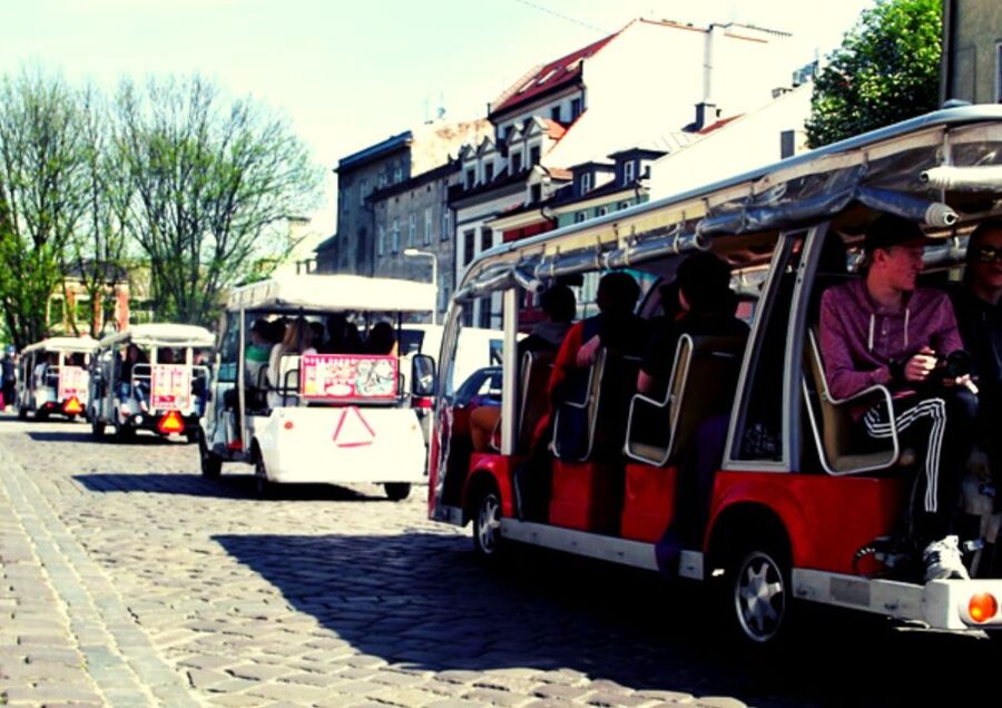 Krakow: Private Panoramic Tour by Golf Cart with Audio Guide - My booking advice