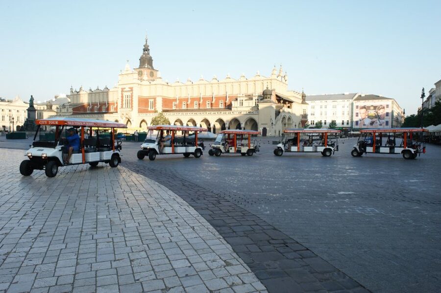 Krakow: Private Sightseeing by Electric Car - Podgorze and the former ghetto area