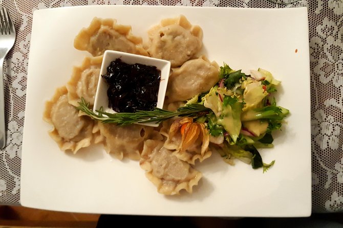 Krakow Private Traditional Polish Food Tour - Chłopskie Jadło and the restaurant stops