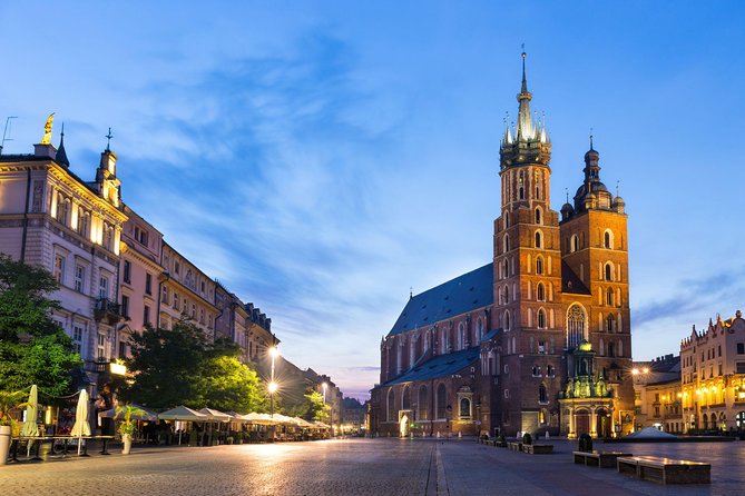 Krakow Private Walking Tour with Schindler's Factory - St Mary’s Basilica and the Main Market Square