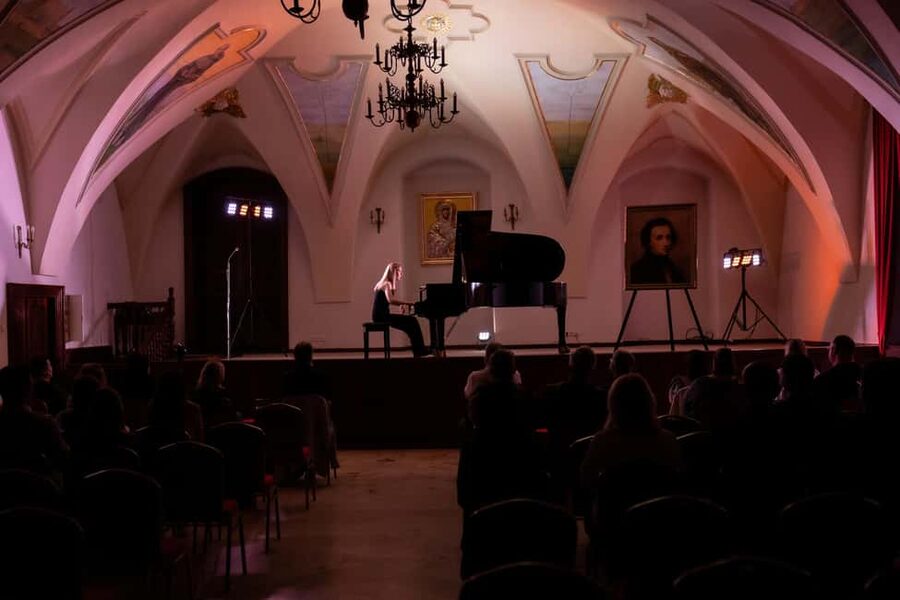 Kraków: Romantic Candlelight Chopin Piano Concert - Who will enjoy this best