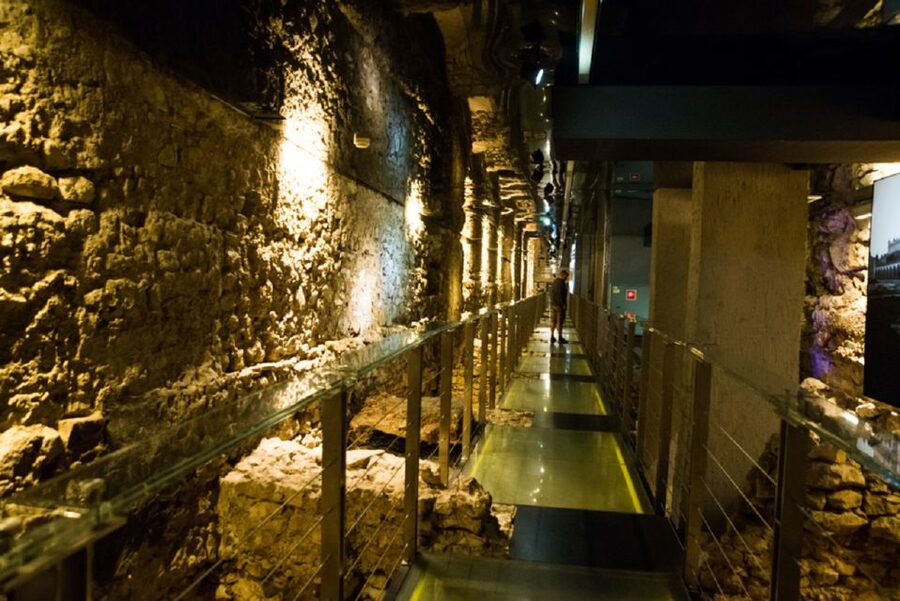Krakow: Rynek Underground Guided Tour with Skip-the-Line - Is skip-the-line entry worth paying for?