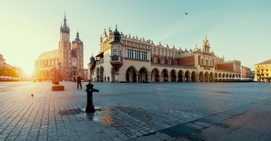 Krakow: Rynek Underground Museum Guided Tour & Stories - Starting beside Krakow’s Main Square