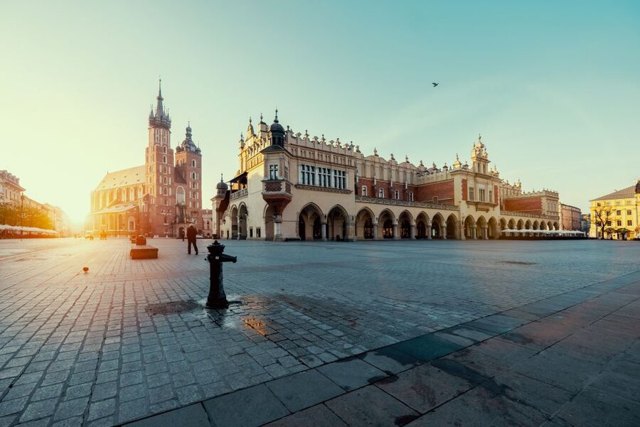 Krakow: Rynek Underground Museum Guided Tour & Stories - Four meters below the modern city