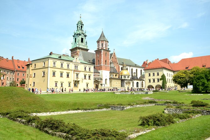 Krakow's Essential Tour of the Old Town and Wawel Castle - Wawel Cathedral and the royal hill