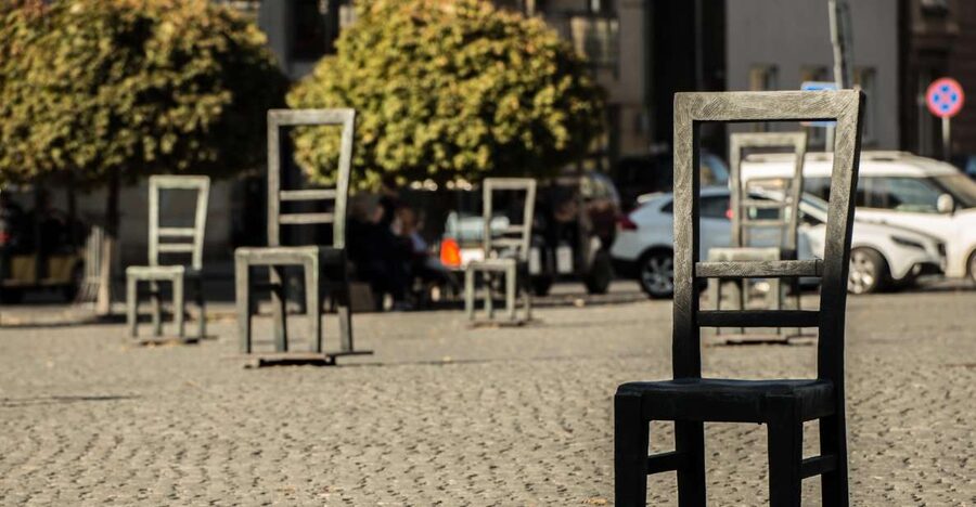 Krakow: Schindler's Factory & Ghetto Guided Tour - How a guide changes the museum visit