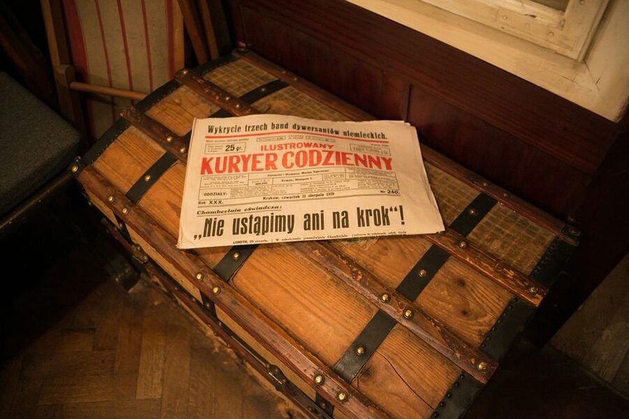 Krakow: Schindler's Factory, Jewish Ghetto & Salt Mine Tour - Key points to know before booking