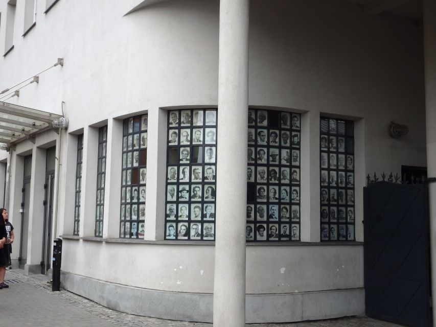 Krakow: Schindler's Factory Museum Guided Tour - The 90-Minute Pace: Efficient but Not Complete