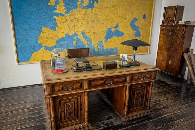 Krakow Schindler's Factory Museum Guided Tour in English - Following Schindler and the people he saved