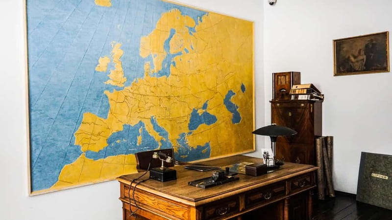 Krakow: Schindler's Factory Tour and Entrance Ticket - Meeting at Lipowa 4 and getting started