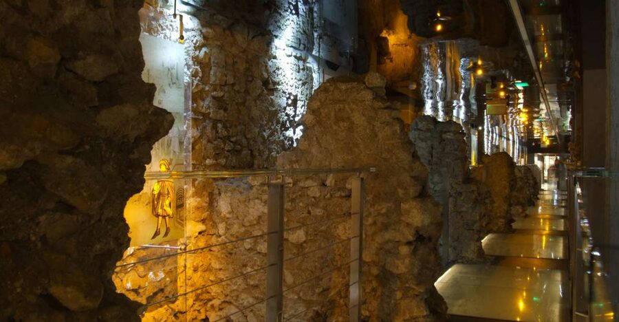 Krakow: Skip the Line Underground Museum and Old Town - The practical details that can make or break the day