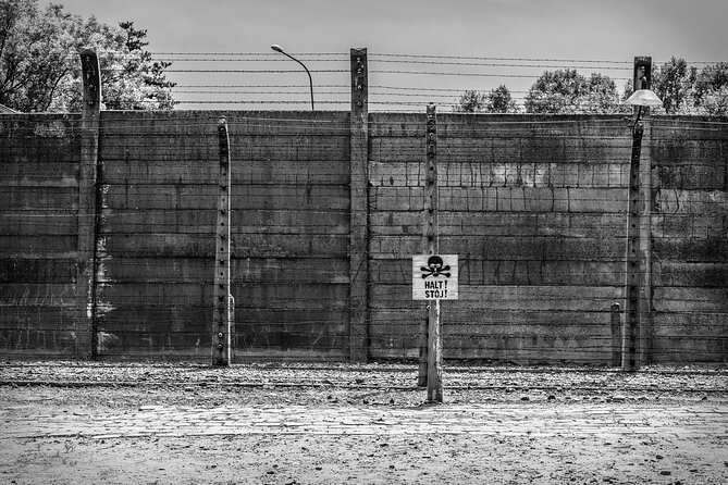 Krakow to Auschwitz-Birkenau Live Guided Tour & Hotel Pick-up - The short transfer to Birkenau