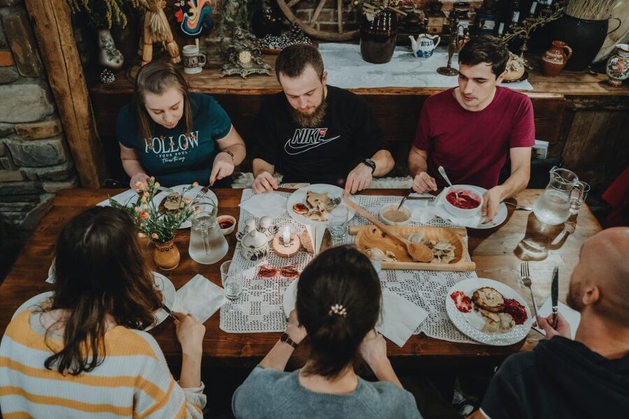 Krakow: Traditional Polish Food and Drinks Tasting Tour - Dessert and the final stop near Planty Park