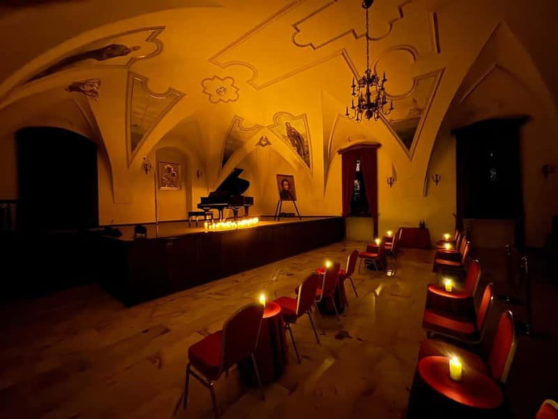 Kraków: VIP Candlelight Concert The Music of Fryderyk Chopin - Why Chopin works so well in Krakow