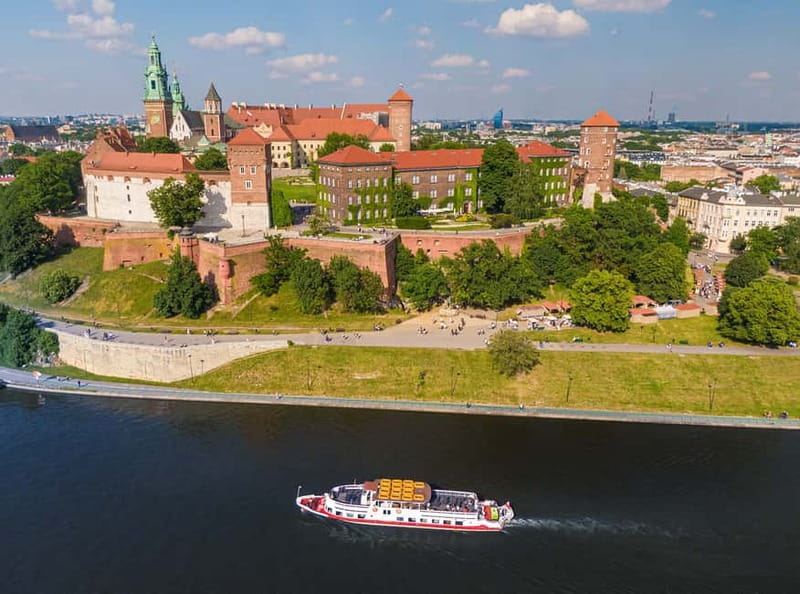 Krakow: Vistula River Sightseeing Cruise with Audio Guide - Finding Wiślany Ogród beside Dębnicki Bridge