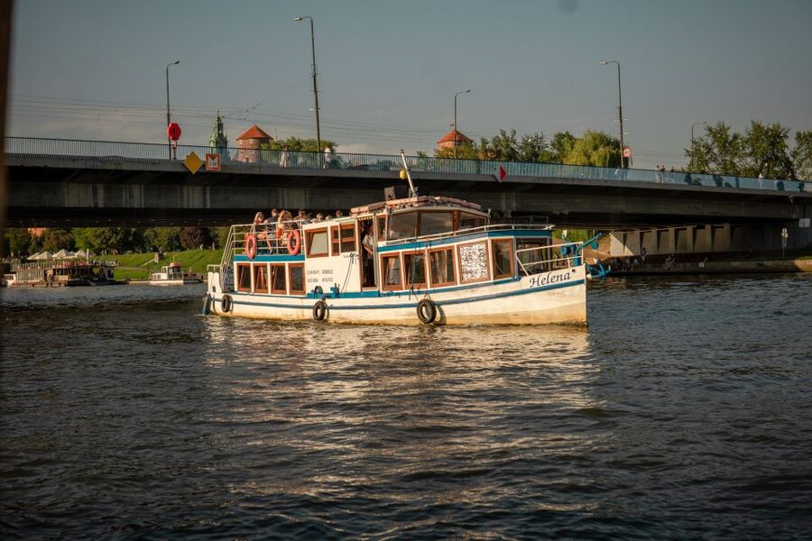 Krakow: Vistula River Sightseeing Cruise ️ - The opening stretch past Zwierzyniec