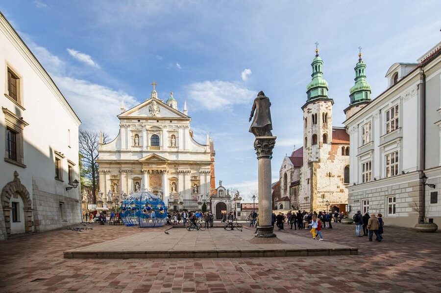 Krakow: Wawel Castle & Cathedral, Old Town & City Basilica - FAQ