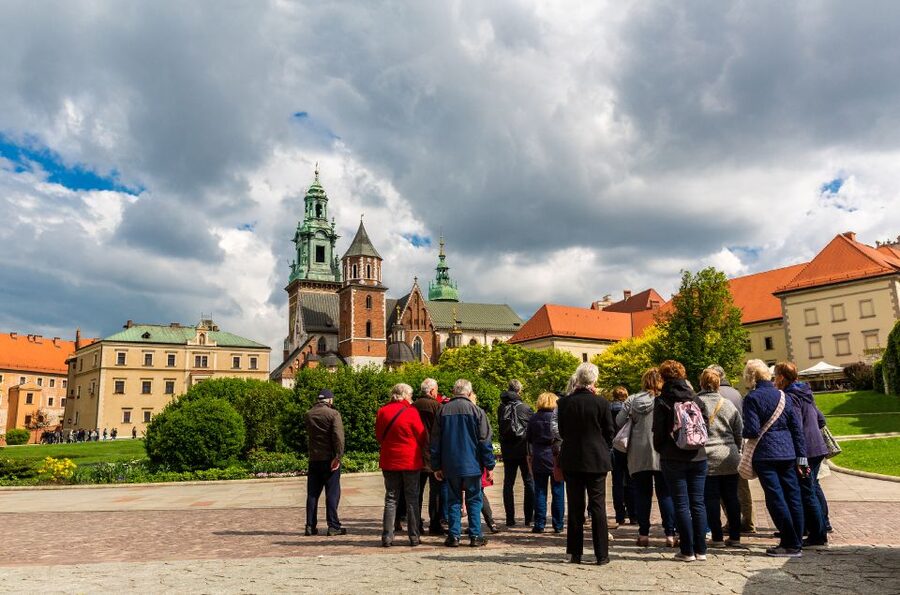 Krakow: Wawel Castle Guided Tour with Entry Tickets - Inside the selected castle exhibition