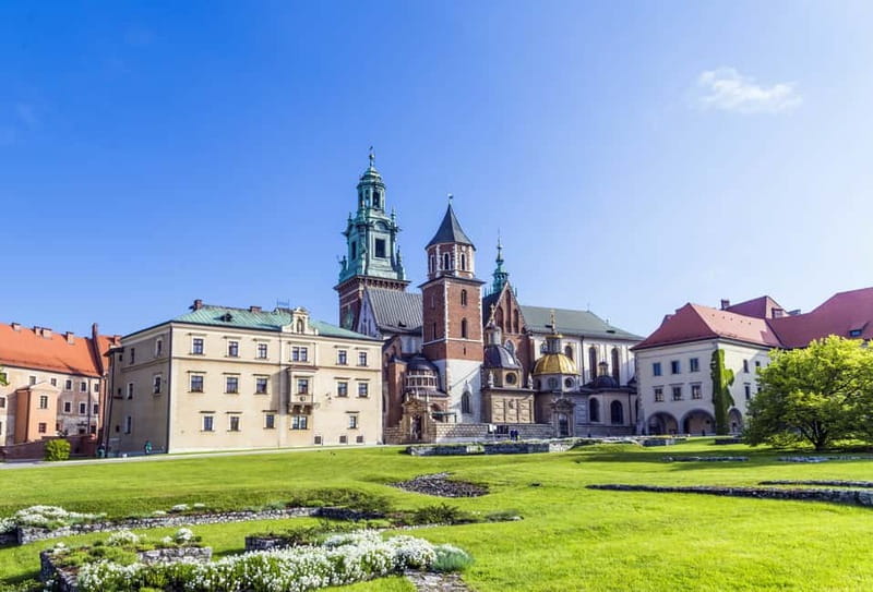Krakow: Wawel Hill Audioguide Tour - How the audio format works in real life