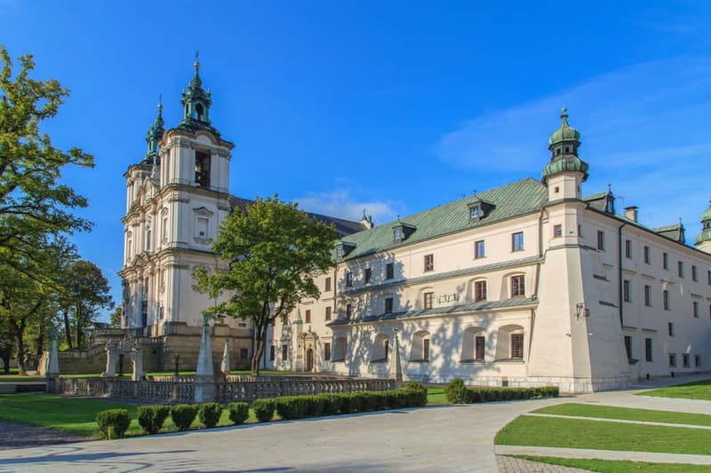 Krakow: Wawel Hill Audioguide Tour - Is $8 good value for Wawel Hill?