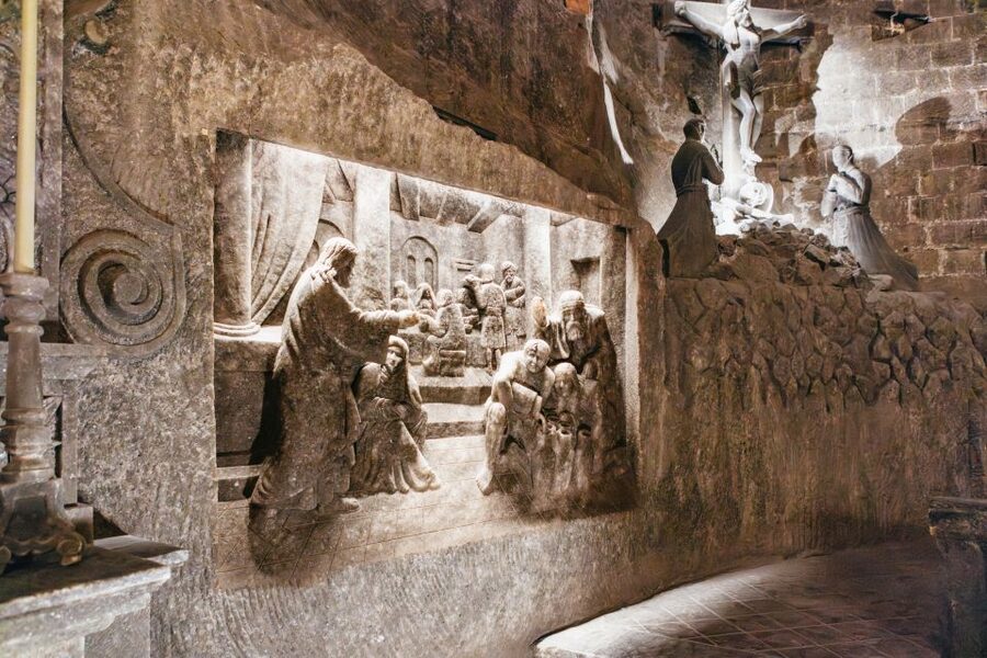 Krakow: Wieliczka Salt Mine Guided Tour with Transport - What the $55 price really covers