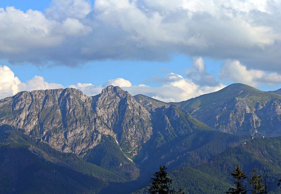 Krakow: Zakopane, Funicular, Cheese, and Highland Day Trip - Oscypek, smoke, and a taste of the Tatras
