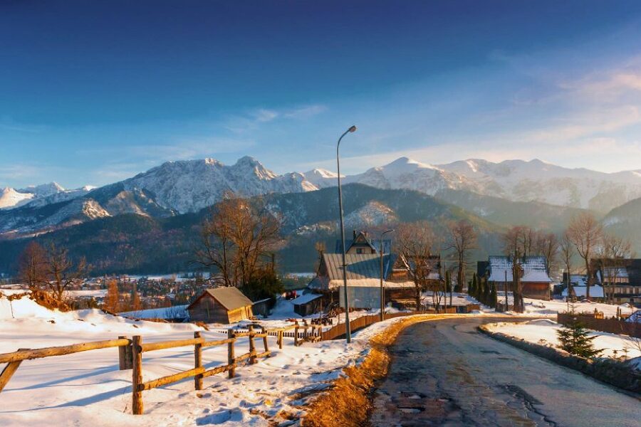 Krakow: Zakopane Tatra Mountains, Cable Car, Local Tasting - Jaszczurowka Chapel and the Great Ski Jump
