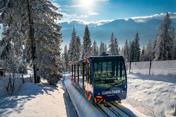 Krakow: Zakopane Tour, Thermal Springs, Cable Car & Hotel Pickup - Pickup from Krakow and the road south