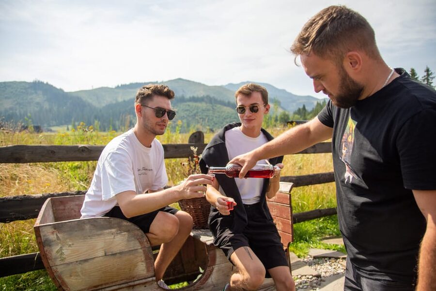 Krakow: Zakopane Tour with Cable Car, Tasting & Hotel Pickup - Why this Zakopane day works well from Krakow