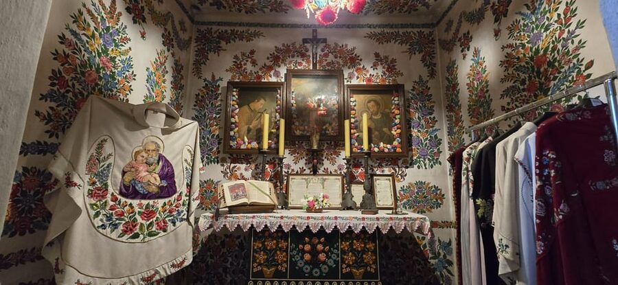 Krakow: Zalipie Village Tour - Who will enjoy this half-day trip
