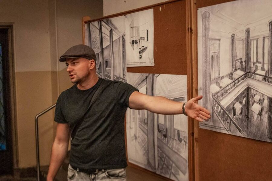 Nowa Huta: Steelworks Administration Buildings/Shelters Tour - The optional vintage-car experience