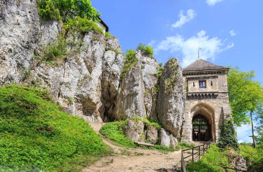 Ojcow National Park: Full-Day Trip from Krakow - What to pack for the trail and cave