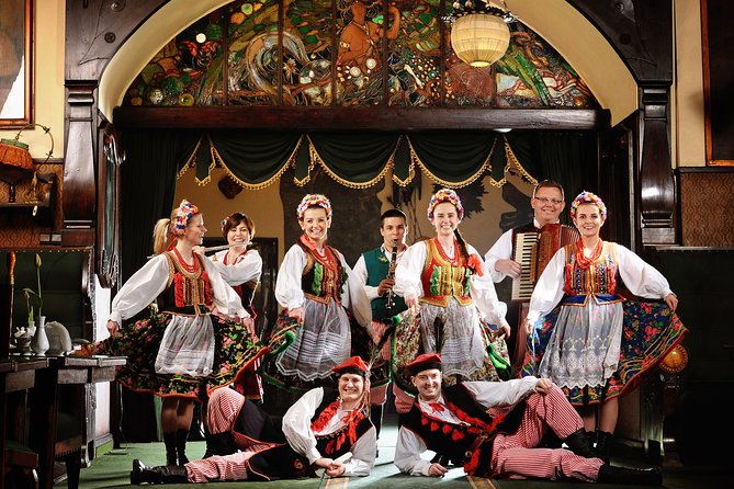Polish Folk Show with 3 course dinner in Krakow legendary restaurant - Key points to know before booking