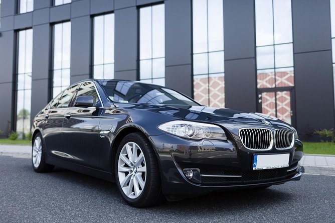 Private Arrival Transfer: Krakow Airport Balice To Hotel in Krakow City - The human side of the service