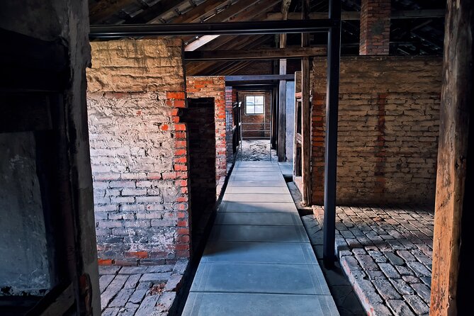 Private Guided Tour to Auschwitz & Birkenau from Krakow - The Judenrampe and the selection process
