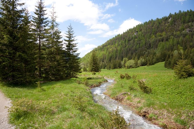 Private Tour: Zakopane and Tatra Mountains from Krakow - Gubalowka and the funicular view over the Tatras