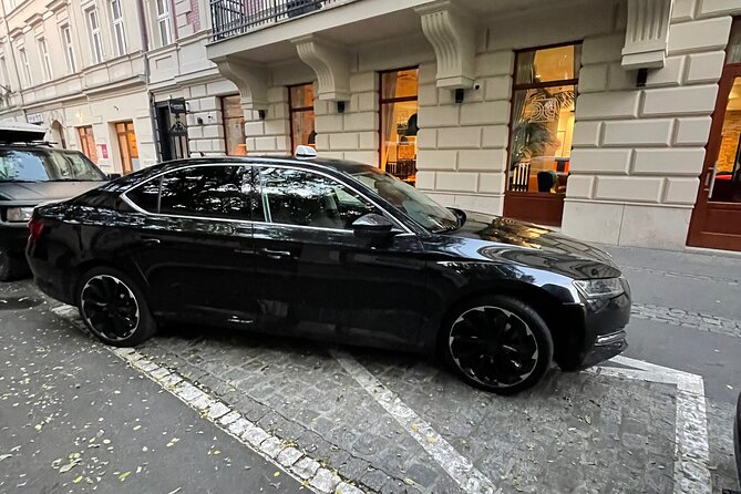 Private Transfer from/to Krakow Airport - Booking details worth checking before you go