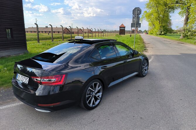 Private transfer from/to Krakow airport / City of Krakow - Who will get the most value from this ride