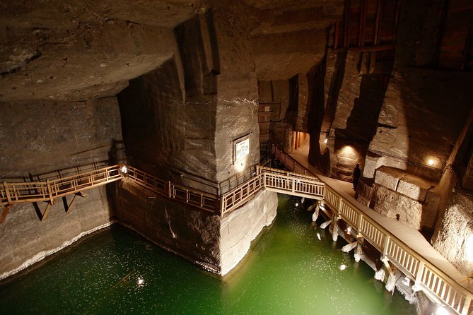 Salt Mine Guided Tour from Krakow (hotel pick up) - Getting from Krakow to Wieliczka