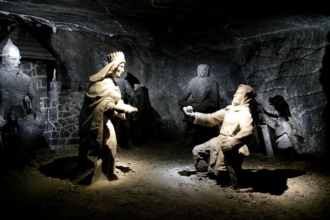 Salt Mine Wieliczka Guided Tour from Krakow - The first major challenge: hundreds of stairs