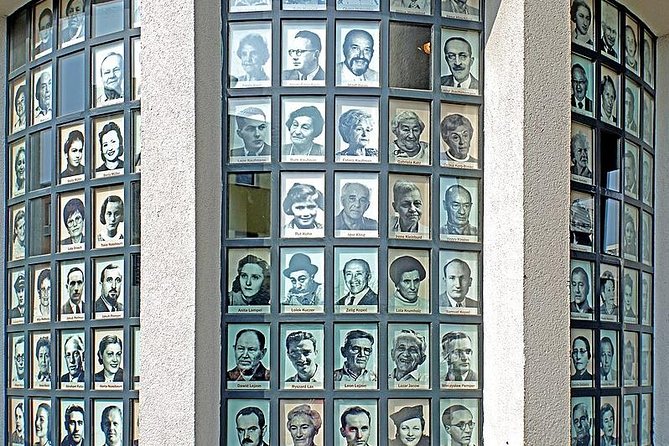 Schindler's Factory in Krakow: Guided Tour & Skip the Line Ticket - Seeing the factory, office, and enamelware