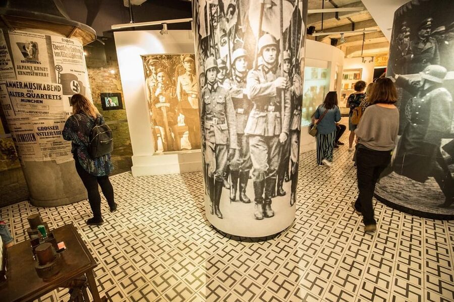 Schindler's Factory Museum Guided Tour - Krakow - Why a guided visit helps