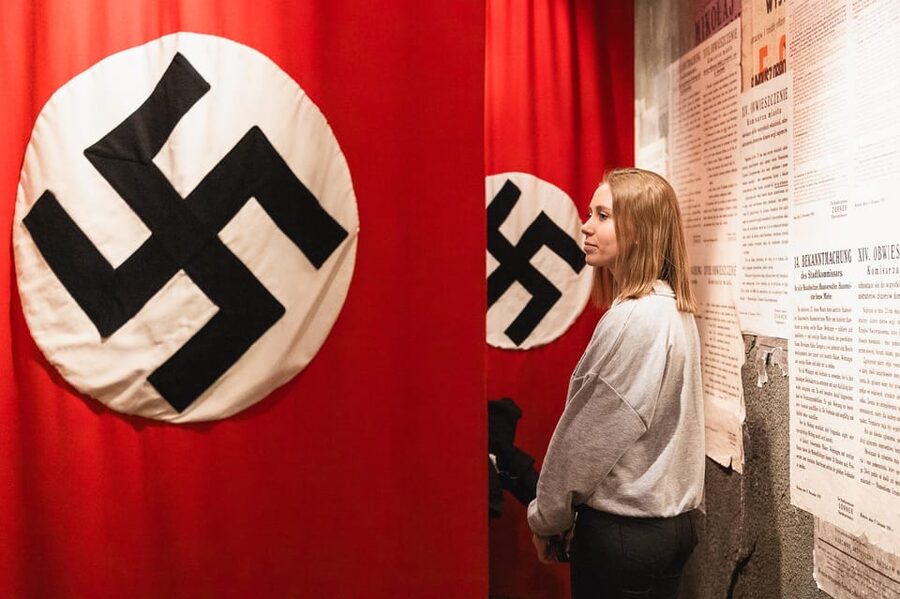 Schindler's Factory Skip the Line Ticket & Guided Tour - What the 1.5-hour guided visit covers