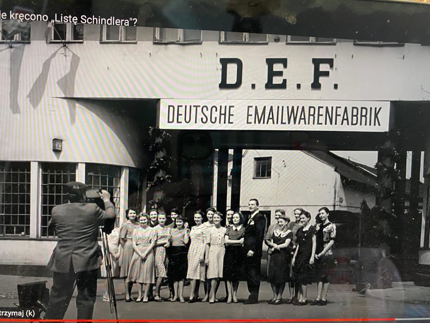 Schindler's List Movie Tour: Historic Sites & Film Location - Key points at a glance