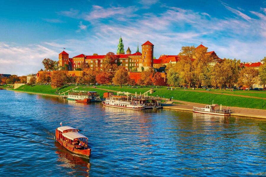 Skip-the-Line Wawel Castle Chambers Private Tour - What to know about timing and access
